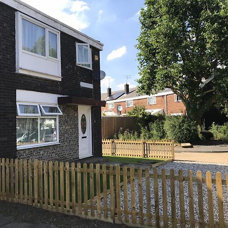 4 Bed House Next To Basildon Town Centre Villa Ngoại thất bức ảnh