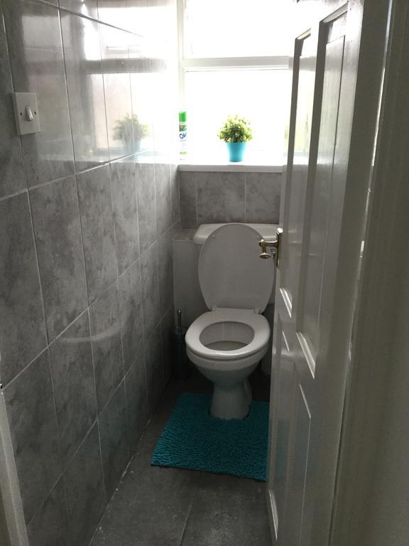 4 Bed House Next To Basildon Town Centre Villa Ngoại thất bức ảnh