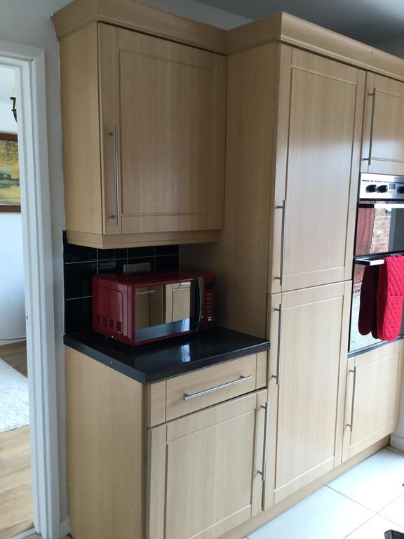 4 Bed House Next To Basildon Town Centre Villa Ngoại thất bức ảnh